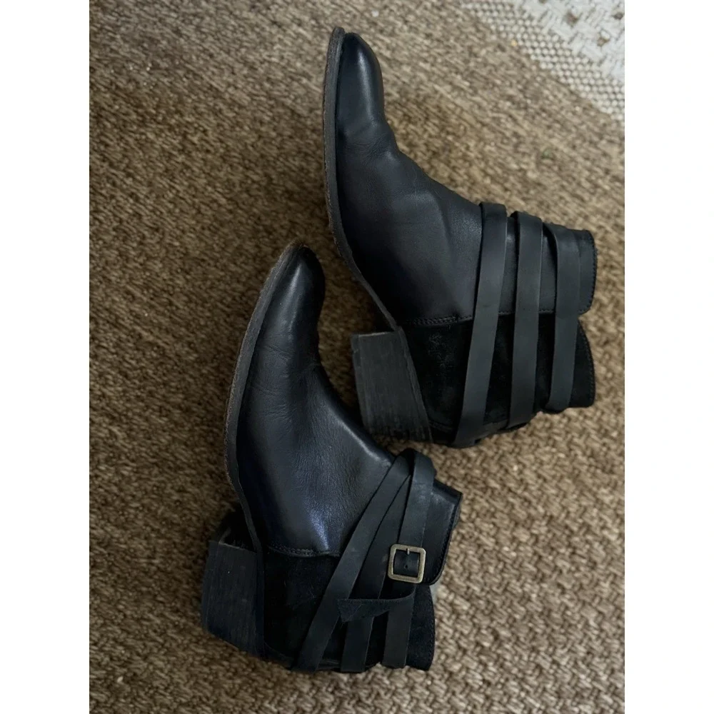 H by Hudson Vintage Black Leather And Suede Chelsea Boots With Straps‎ Size 41